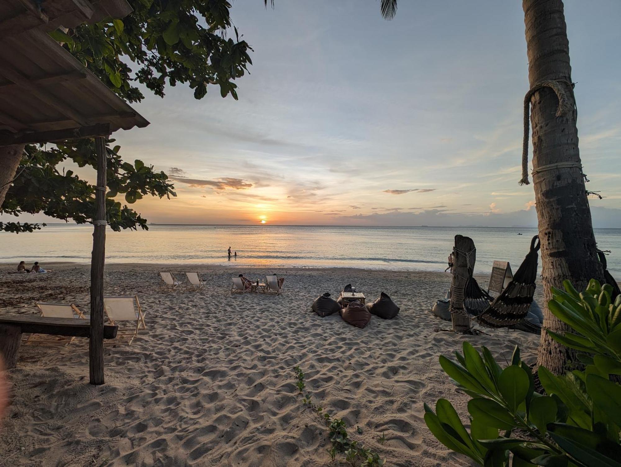 Scandinavian Beach Resort Ko Lanta 外观 照片